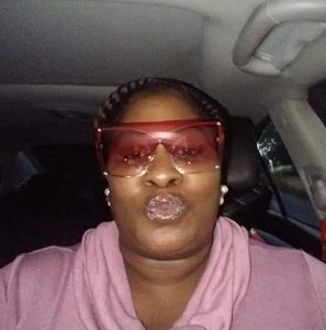 Meet your Posher, Shanelle